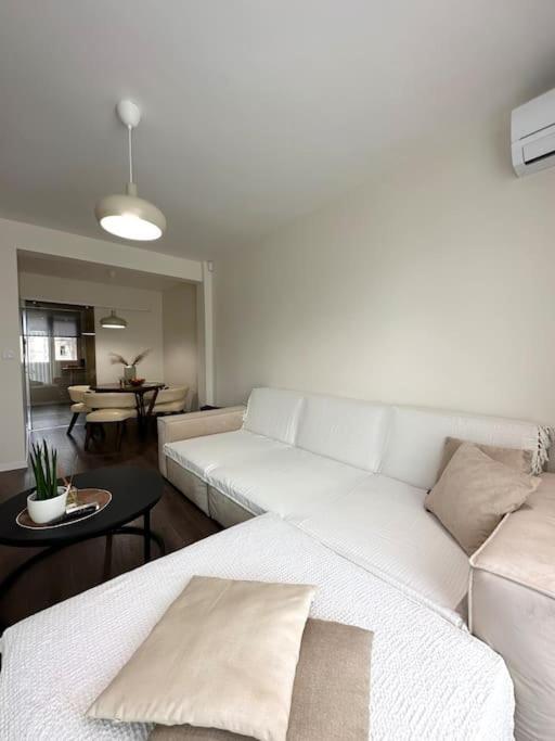 New Luxury Furnished Apartment - Beach, Varna Center & Fast Wi-Fi Zewnętrze zdjęcie