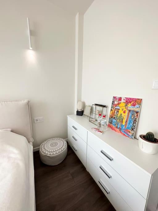 New Luxury Furnished Apartment - Beach, Varna Center & Fast Wi-Fi Zewnętrze zdjęcie