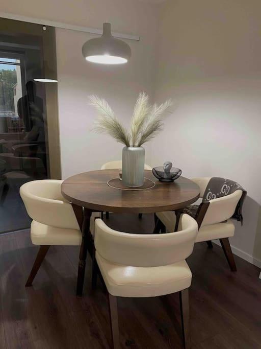 New Luxury Furnished Apartment - Beach, Varna Center & Fast Wi-Fi Zewnętrze zdjęcie